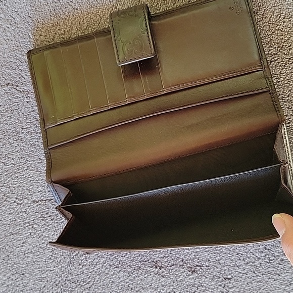 GUCCI GG Brown Lambskin Wallet - Picture 4 of 8
